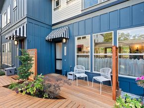 5033 25th Avenue SW B, Seattle WA 98106