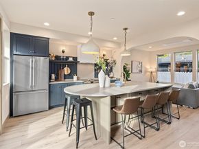 5033 25th Avenue SW B, Seattle WA 98106