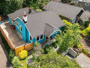 9116 23rd Avenue NE, Seattle WA 98115