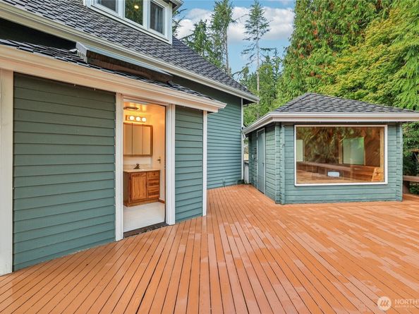 14616 181st Place NE, Woodinville WA 98072