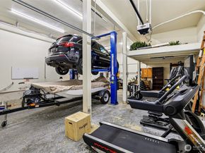 14616 181st Place NE, Woodinville WA 98072