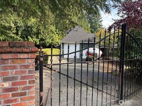 14616 181st Place NE, Woodinville WA 98072