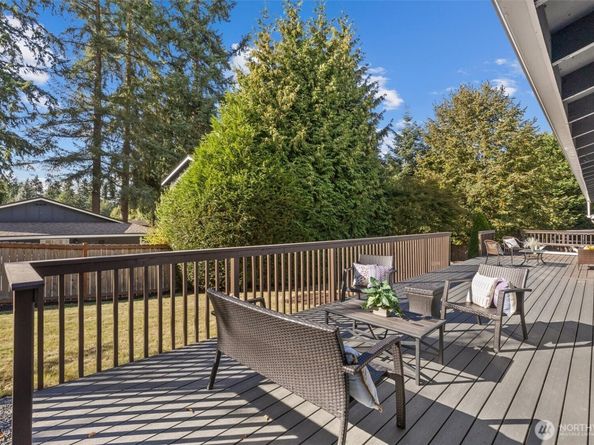 15505 81st Avenue NE, Kenmore WA 98028