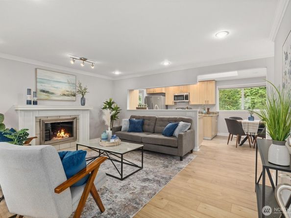 15505 81st Avenue NE, Kenmore WA 98028