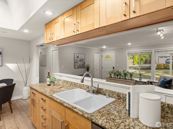 15505 81st Avenue NE, Kenmore WA 98028