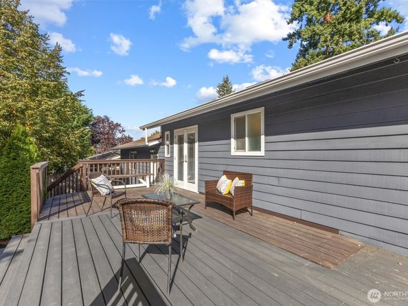 15505 81st Avenue NE, Kenmore WA 98028