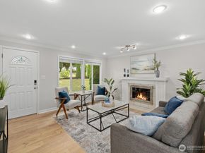 15505 81st Avenue NE, Kenmore WA 98028