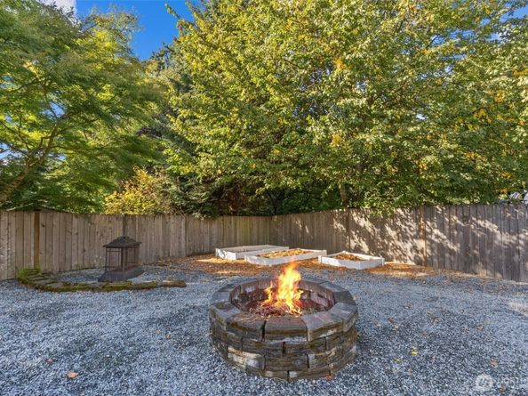 15505 81st Avenue NE, Kenmore WA 98028