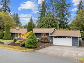 15505 81st Avenue NE, Kenmore WA 98028