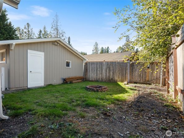 18701 Harris Avenue NE, Suquamish WA 98392
