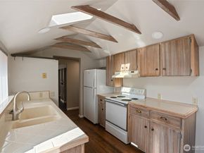 18701 Harris Avenue NE, Suquamish WA 98392