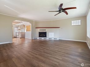18701 Harris Avenue NE, Suquamish WA 98392