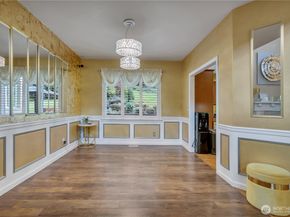 26525 Lake Fenwick Road S, Kent WA 98032