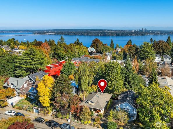 1418 33rd Avenue, Seattle WA 98122