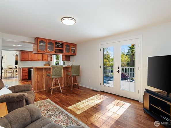 4293 Westgate, Silverdale WA 98383