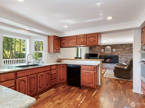 4293 Westgate, Silverdale WA 98383
