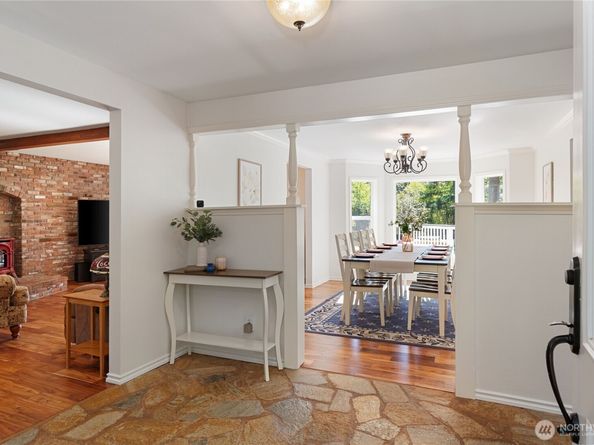 4293 Westgate, Silverdale WA 98383