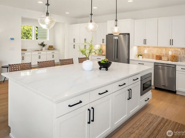 12235 156th Ave SE, Renton WA 98059