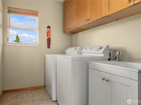 1320 N 38th Street, Renton WA 98056