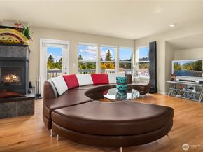 1320 N 38th Street, Renton WA 98056