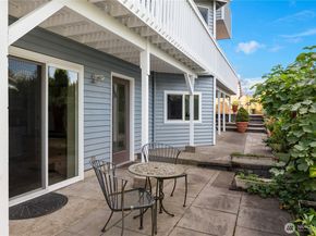 1320 N 38th Street, Renton WA 98056