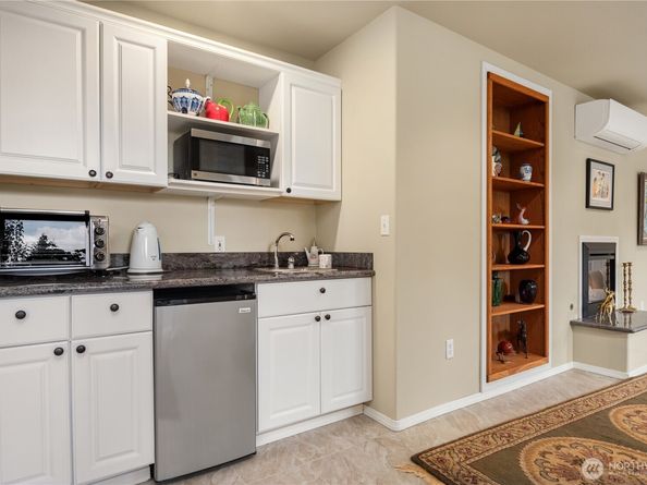1320 N 38th Street, Renton WA 98056
