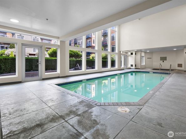 2414 1st Avenue 412, Seattle WA 98121