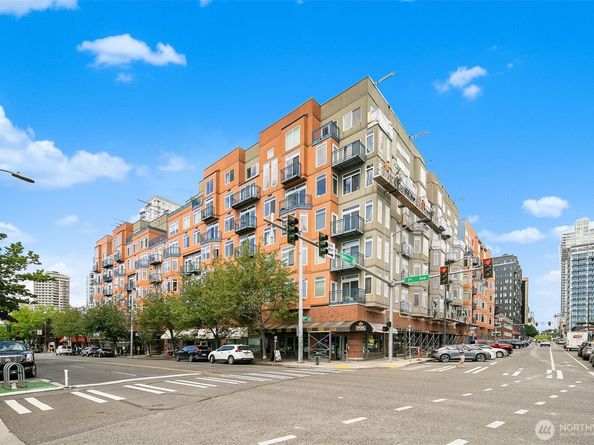 2414 1st Avenue 412, Seattle WA 98121