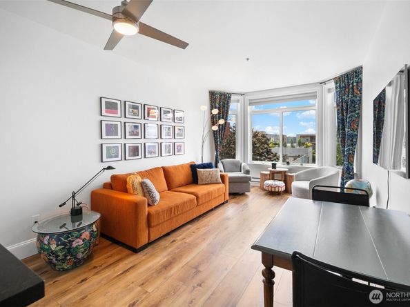2414 1st Avenue 412, Seattle WA 98121