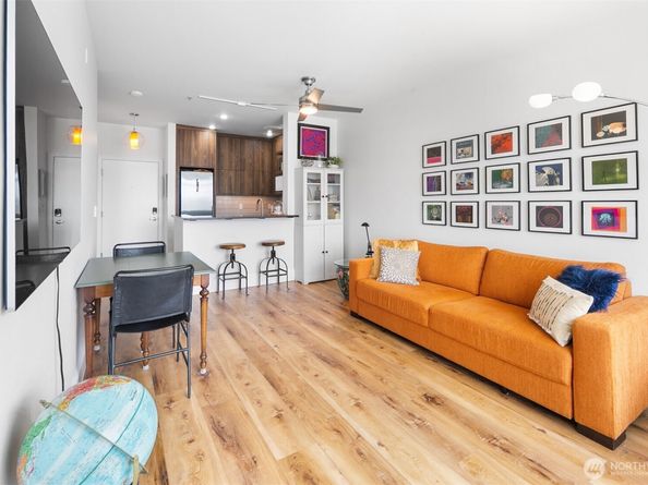 2414 1st Avenue 412, Seattle WA 98121