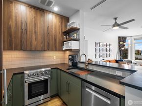 2414 1st Avenue 412, Seattle WA 98121