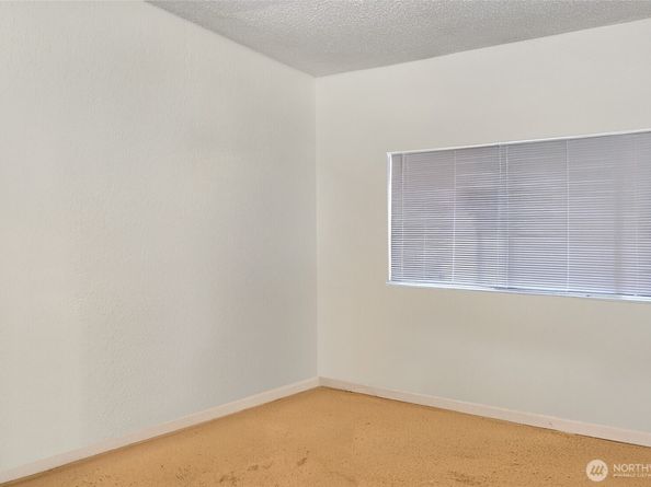 17825 118TH Avenue SE, Renton WA 98058