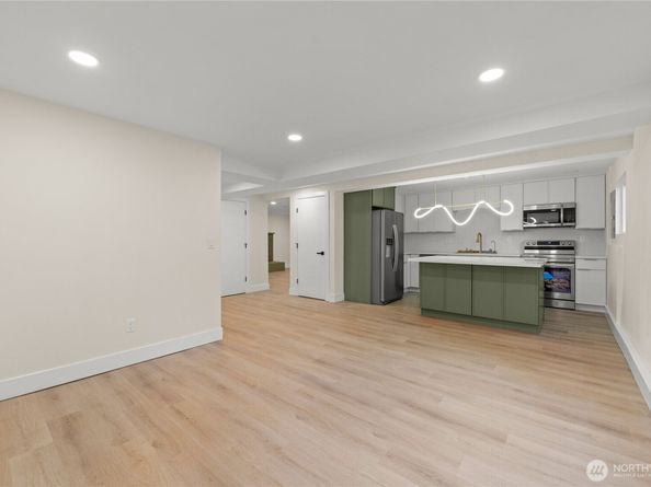 29628 22nd Avenue S, Federal Way WA 98003