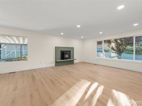 29628 22nd Avenue S, Federal Way WA 98003
