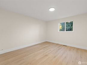 29628 22nd Avenue S, Federal Way WA 98003