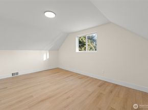 29628 22nd Avenue S, Federal Way WA 98003