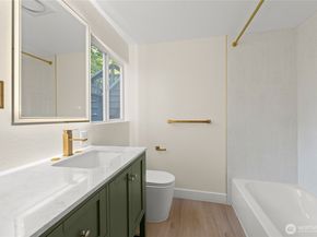 29628 22nd Avenue S, Federal Way WA 98003