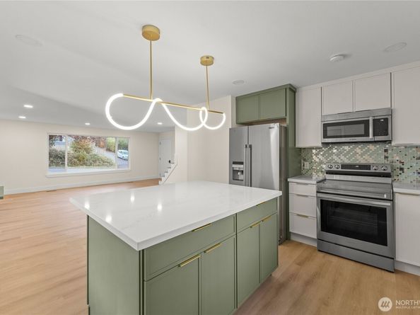 29628 22nd Avenue S, Federal Way WA 98003