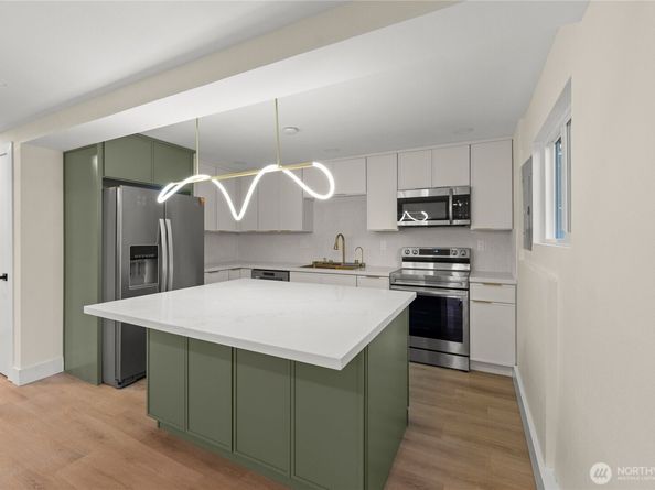 29628 22nd Avenue S, Federal Way WA 98003