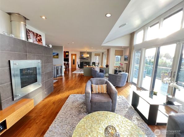 19605 Military Road S, SeaTac WA 98188