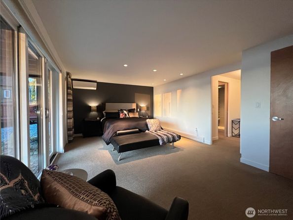 19605 Military Road S, SeaTac WA 98188