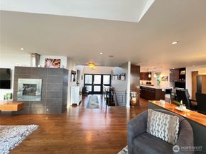 19605 Military Road S, SeaTac WA 98188