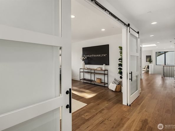 13988 SE 5th Street, Bellevue WA 98005