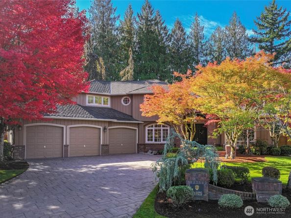 24625 NE 22nd Street, Sammamish WA 98074