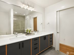 8305 12th Avenue NW C, Seattle WA 98117