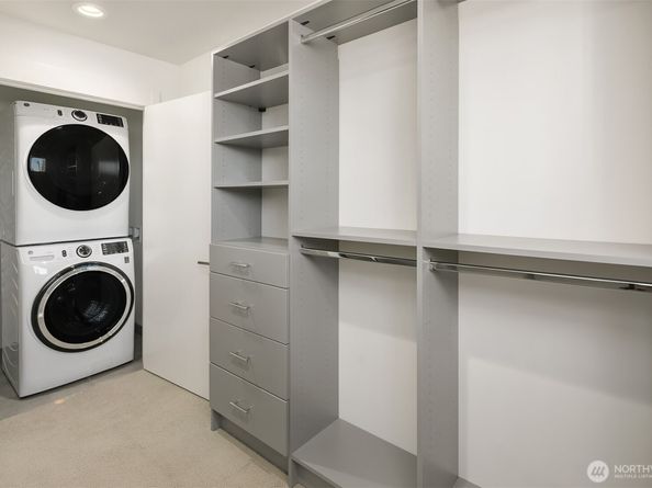 8305 12th Avenue NW C, Seattle WA 98117