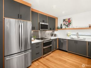 8305 12th Avenue NW C, Seattle WA 98117