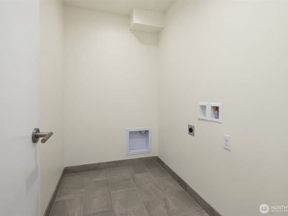8305 12th Avenue NW C, Seattle WA 98117