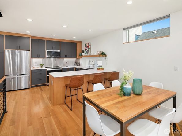 8305 12th Avenue NW C, Seattle WA 98117