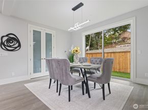 4413 NE 26 Place, Renton WA 98059